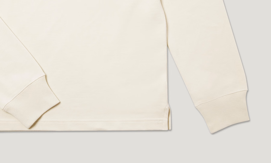 CURATOR COLLARED SWEATSHIRT